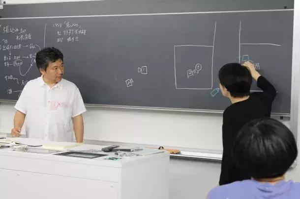 刚刚结束的戛纳电影节,日本导演是枝裕和《小偷家族》斩获金棕榈