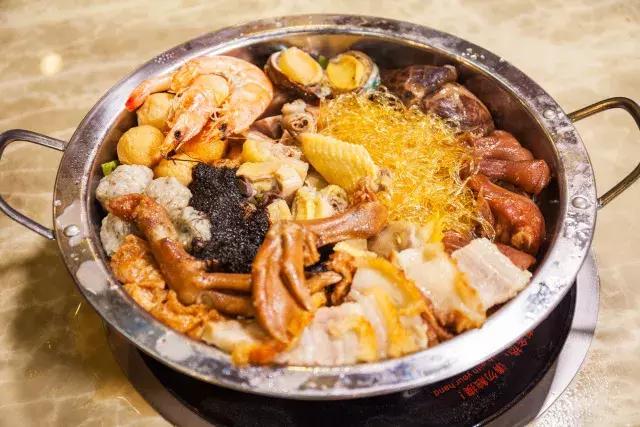 正宗佛跳墙鱼翅捞饭,佛跳墙鱼翅捞饭视频