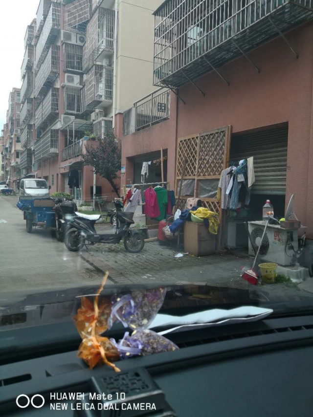 北仑中河丽园小区车库乱象最新消息来了！