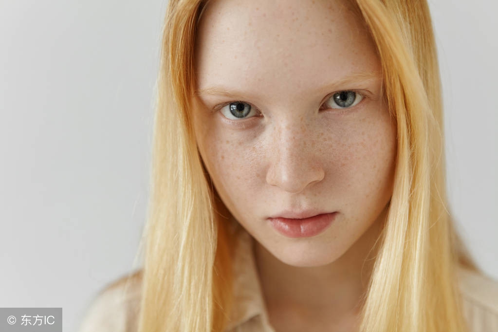 人变老最明显的标志是什么,年轻人衰老的5个标志