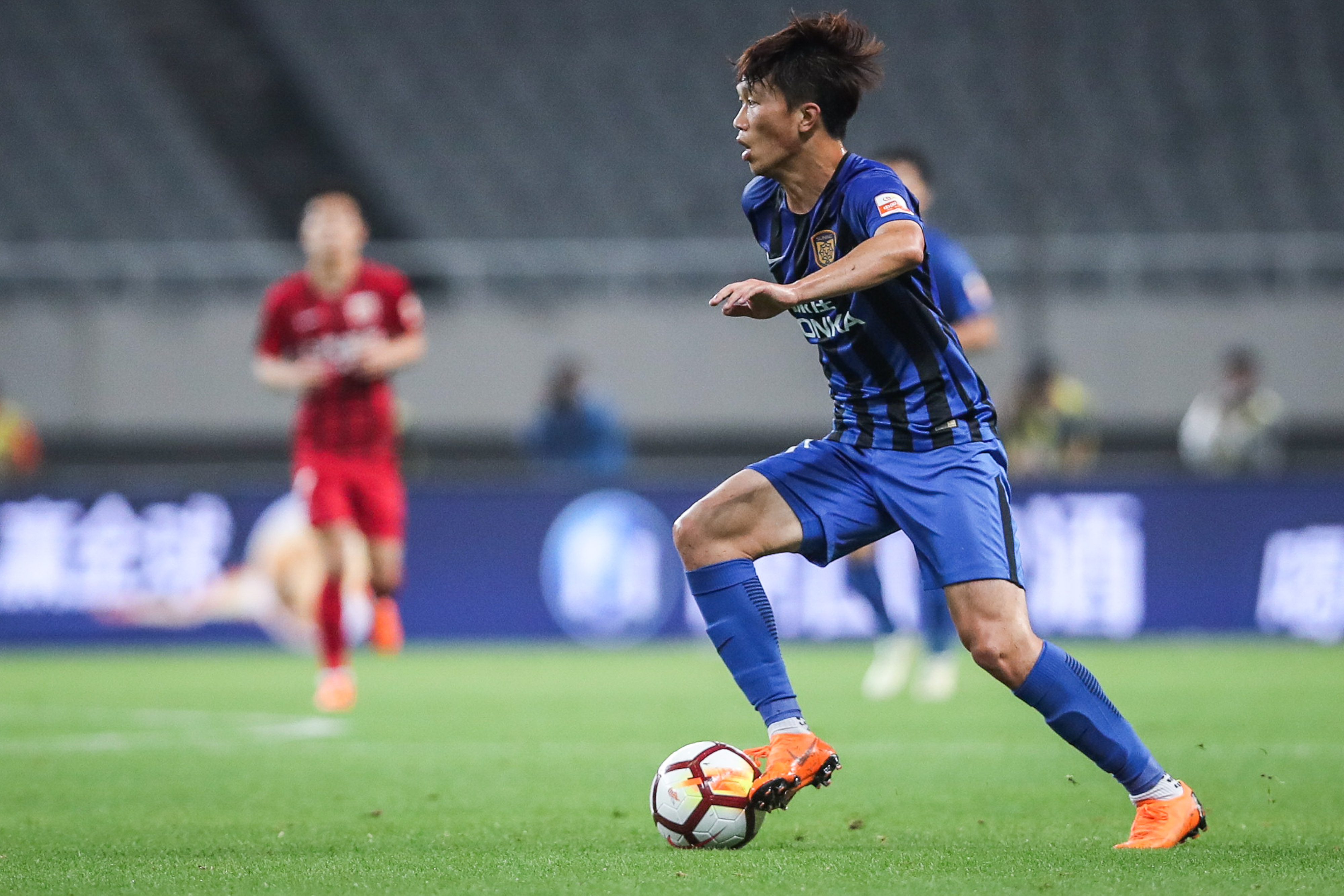 上海上港对阵江苏苏宁视频,江苏苏宁vs上海上港红牌