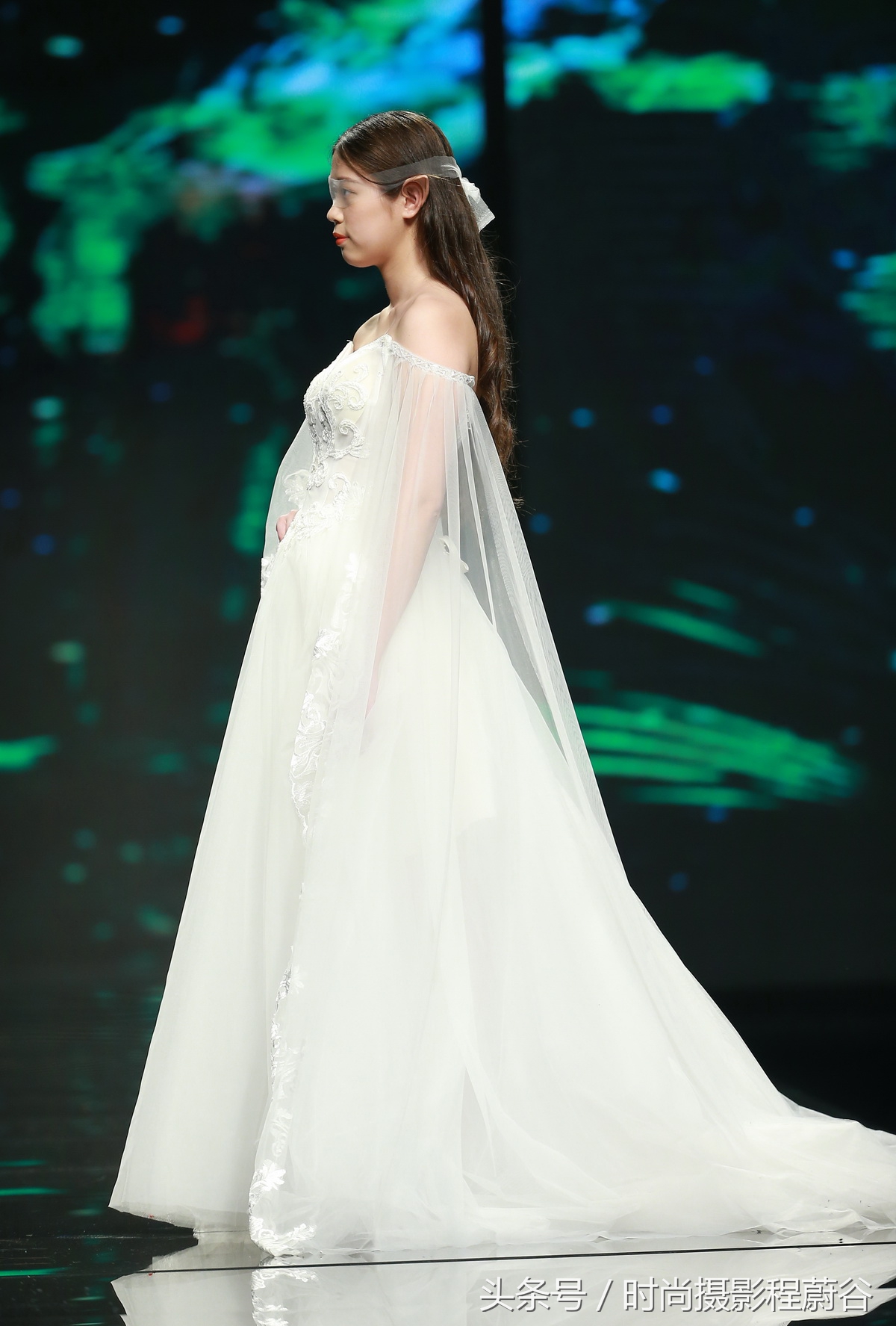 2021aw杭州国际时装周,2018aw上海时装周mode展