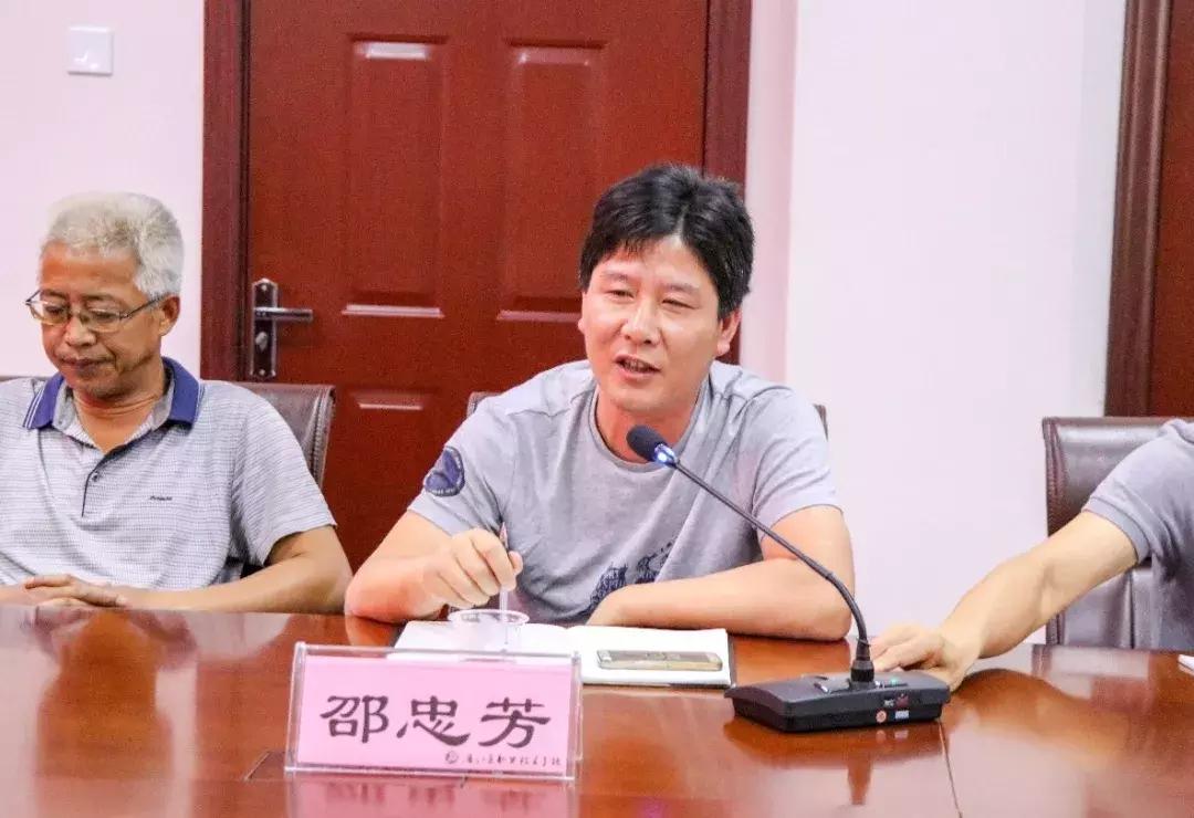 宁波鄞州职业教育中心学校,鄞州职业高级中学是什么学校