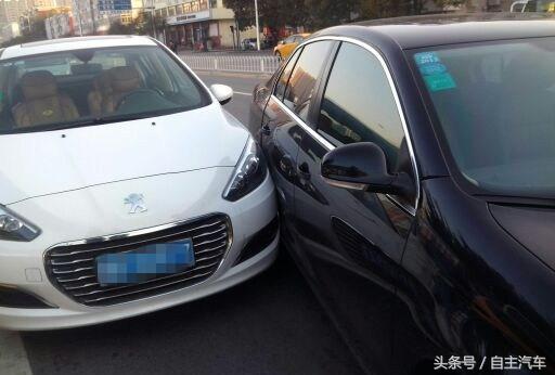 车停在停车场被刮蹭对方不承认,车停路边被刮蹭咋办