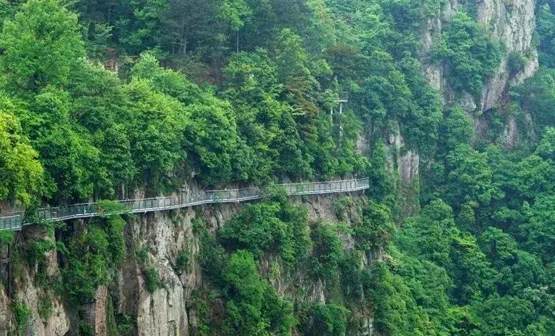空中玻璃栈道真实感受,浙江玻璃栈道推荐