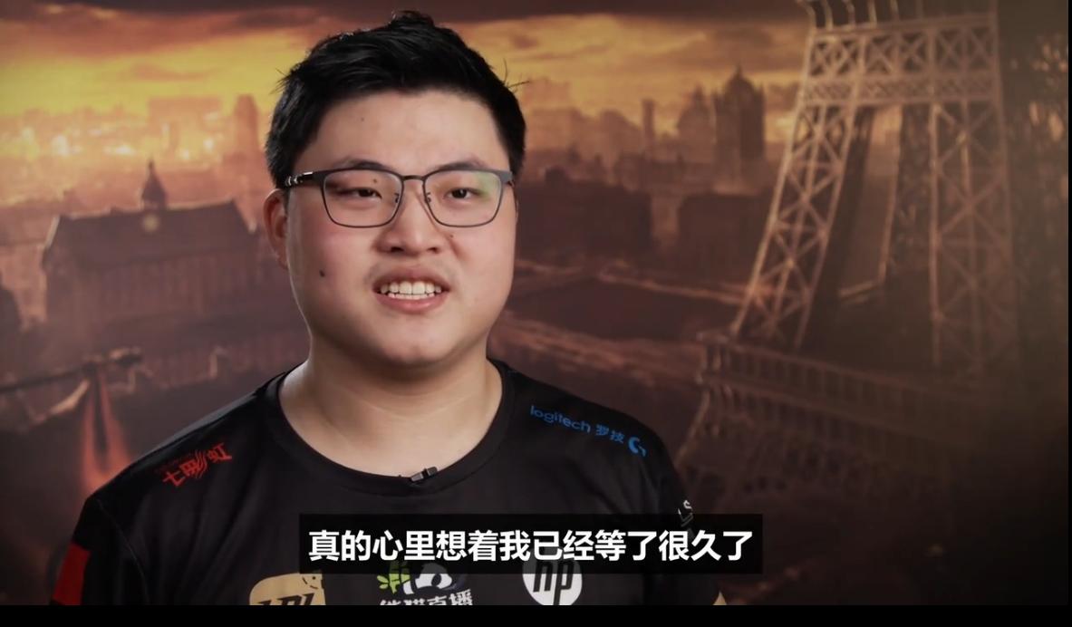 rng夺冠之夜巴黎铁塔,乌兹谈rng夺冠