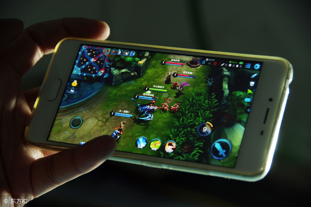 如何避免排位连跪遇到坑队友,为什么排位赛连跪坑队友