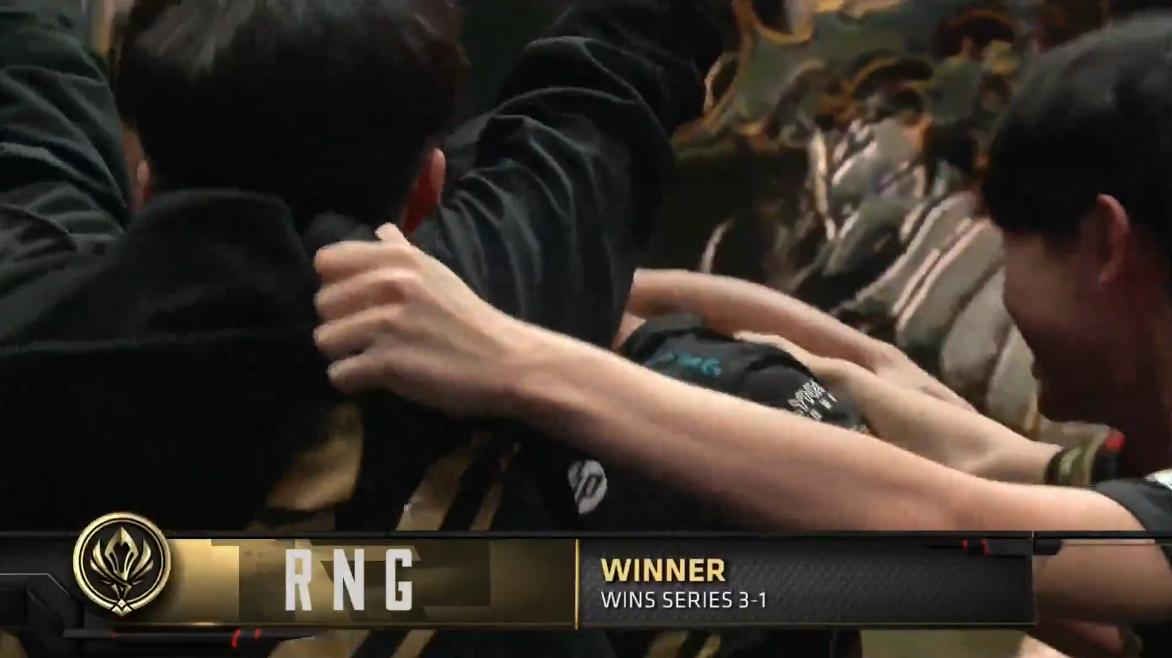 rng夺冠之夜巴黎铁塔,乌兹谈rng夺冠