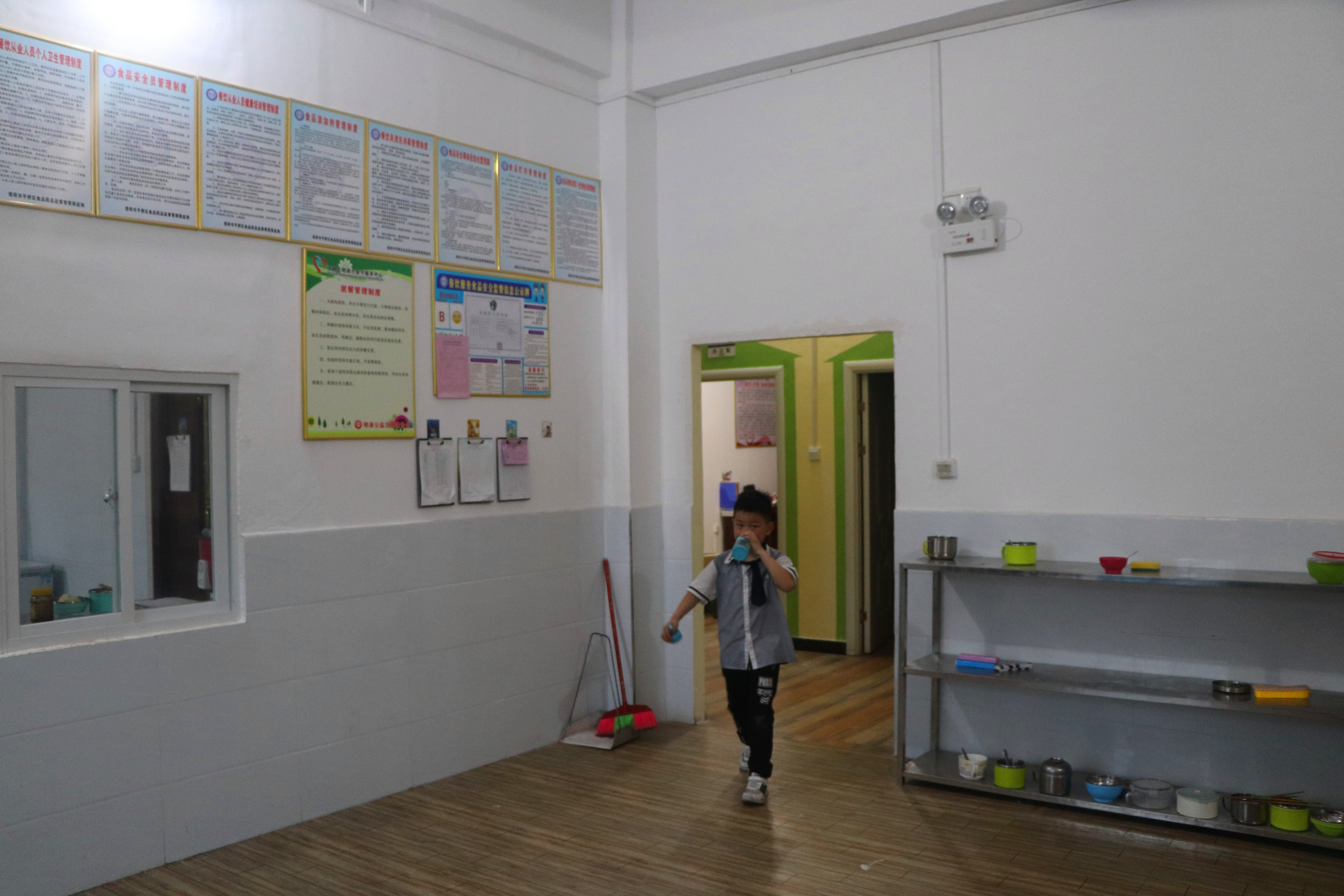 明港留守家园，有个美丽的园长想对您说