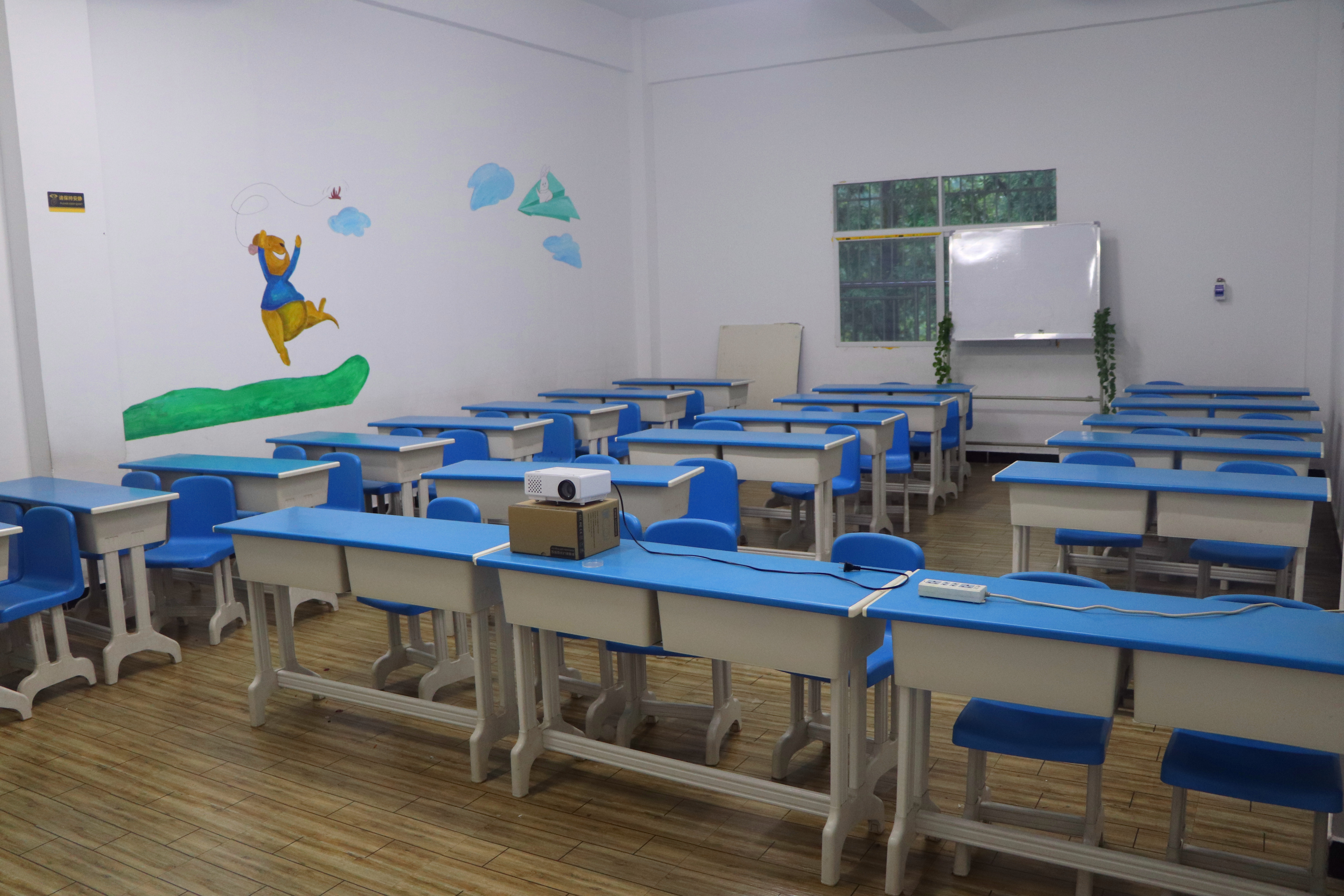 明港留守家园，有个美丽的园长想对您说