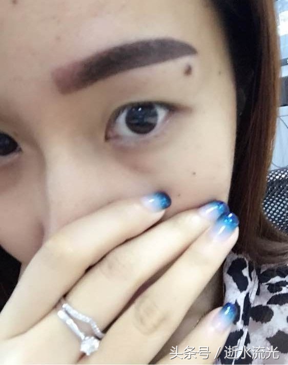 宝妈做纹眉后,感觉眉毛有点粗,被老公笑话,说我像蜡笔小新!