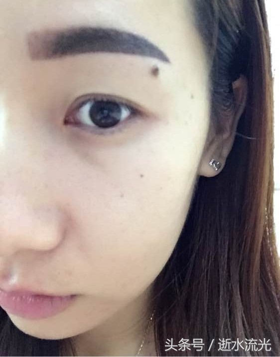 宝妈做纹眉后,感觉眉毛有点粗,被老公笑话,说我像蜡笔小新!