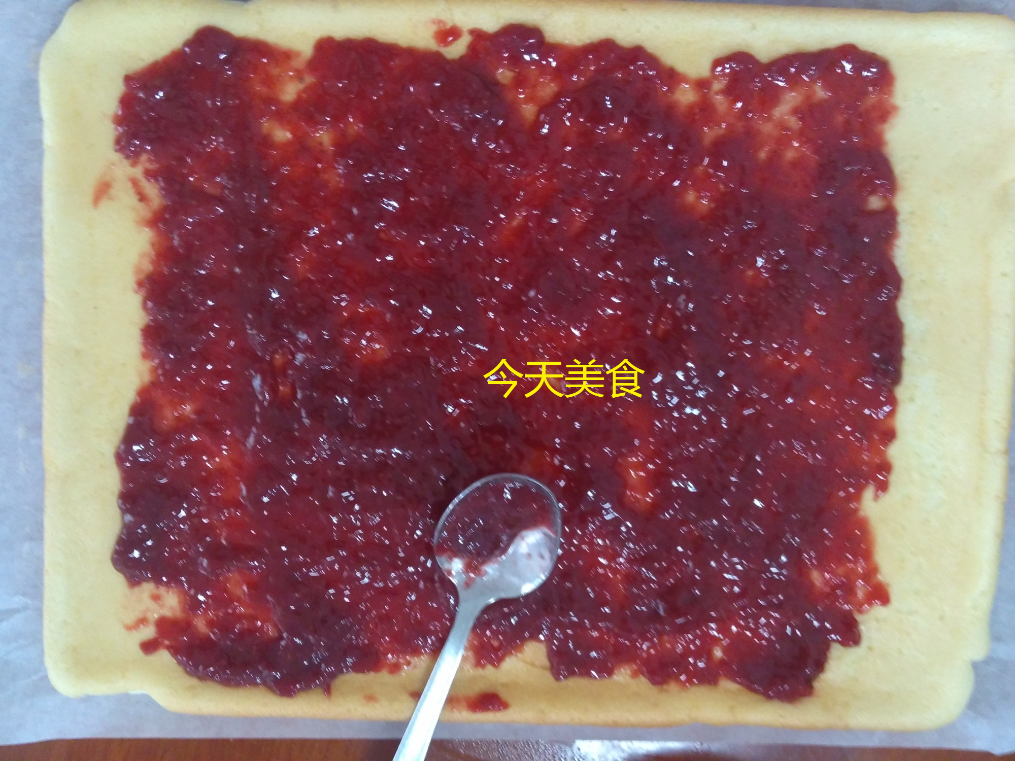 这有详细图文介绍,学一学怎么做蛋糕,就不会被戚风给“气疯”了