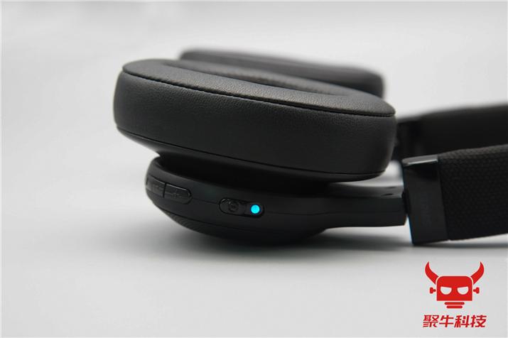 jble55bt耳机转轴,JBLE55BT耳机拆解