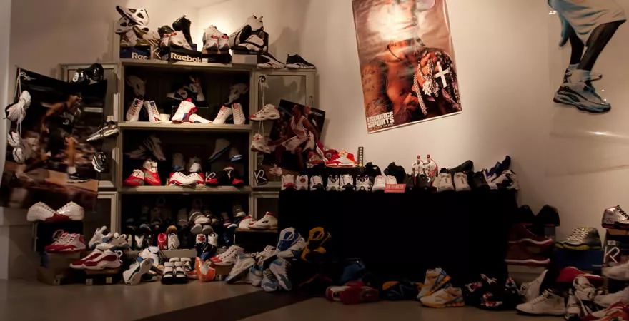 没有鞋柜鞋子太多怎么放,鞋柜格子太高如何多放几层鞋子