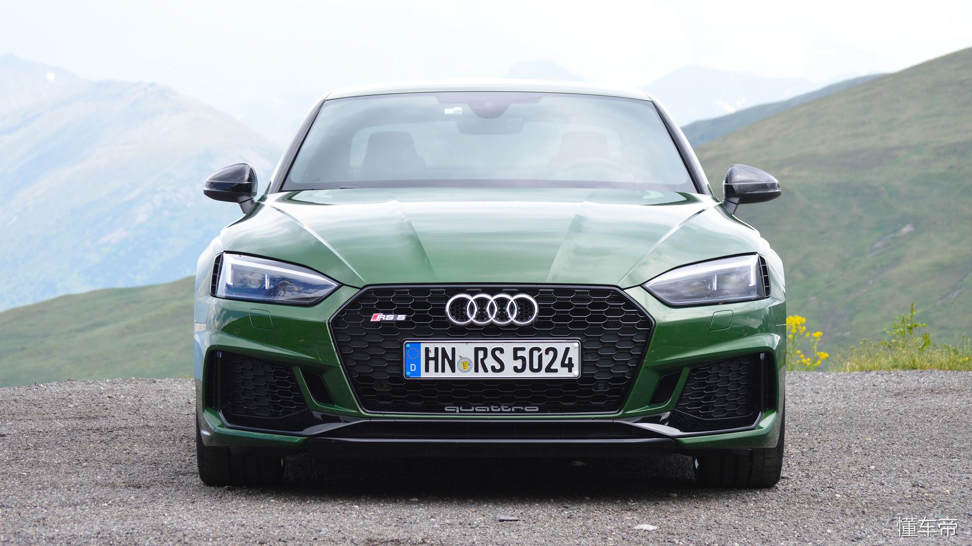 奥迪全新rs5sportback车,奥迪rs5和rs4试驾