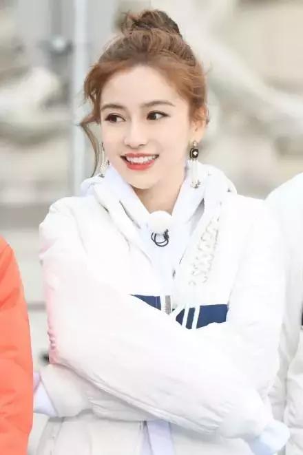 明星涂的大牌口红,明星唇色哪个颜色好看