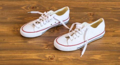 鞋子寿命,鞋子的寿命一般多长