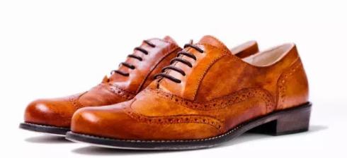 鞋子寿命,鞋子的寿命一般多长