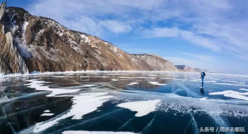 去了夏威夷才知道女人不用穿bra,去了斐济才知道，男人不爱穿裤子