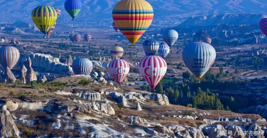 去了夏威夷才知道女人不用穿bra,去了斐济才知道，男人不爱穿裤子