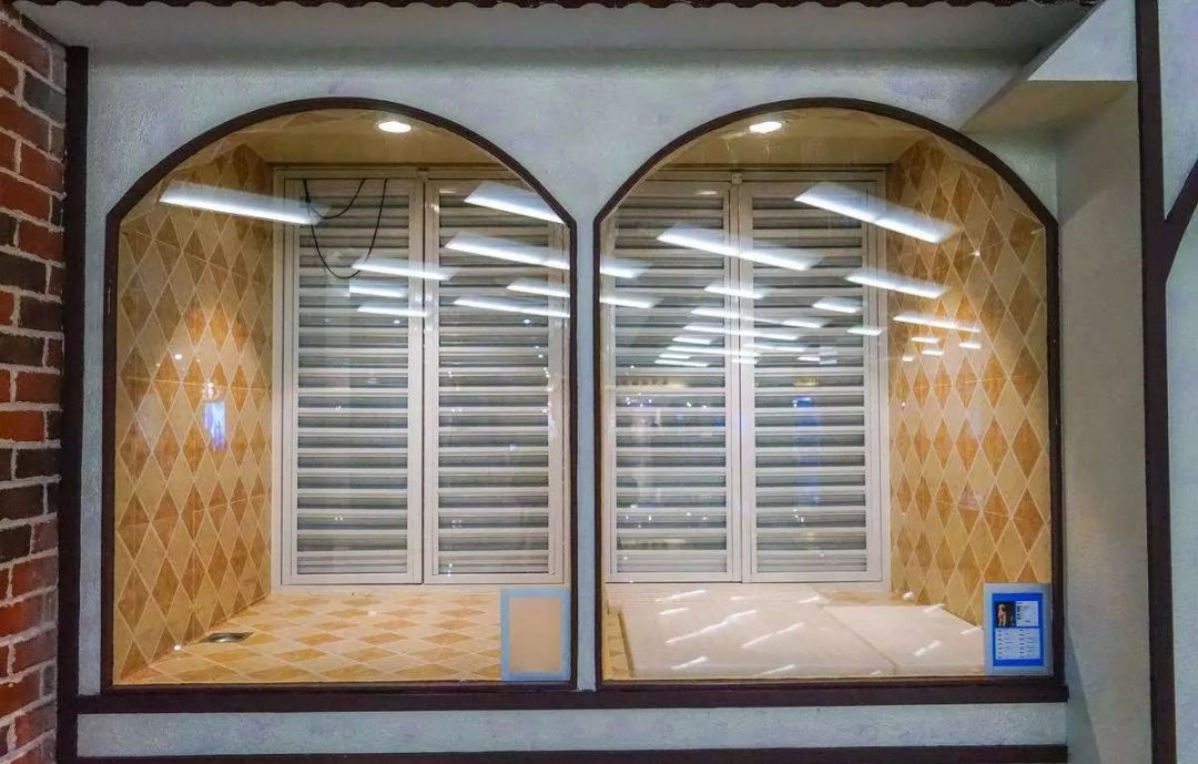 开宠物店怎么装修,年赚百万的宠物店