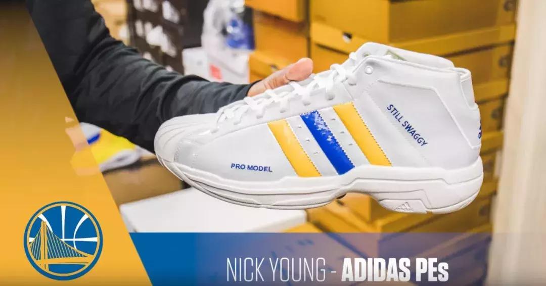 血洗火箭,带你走进勇士的球鞋仓库!