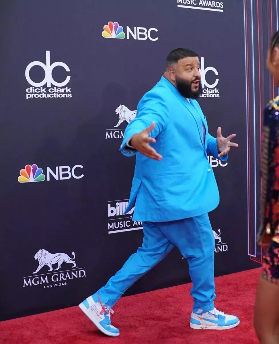 你好，蓝胖子，OWxAJ1UNC穿搭示范