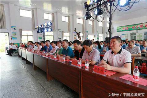 红色基因代代传二年级,红色基因代代传承小学生宣讲稿