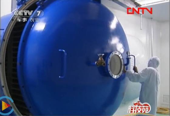 这支研自985药学教授的祛痘神器,刷爆了大学朋友圈