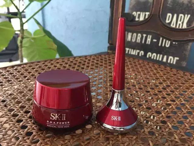 关于sk-ii神仙水的分析评价,SK-II神仙水和啥配着用