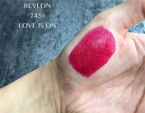 露华浓什么值得买,别瞎买口红