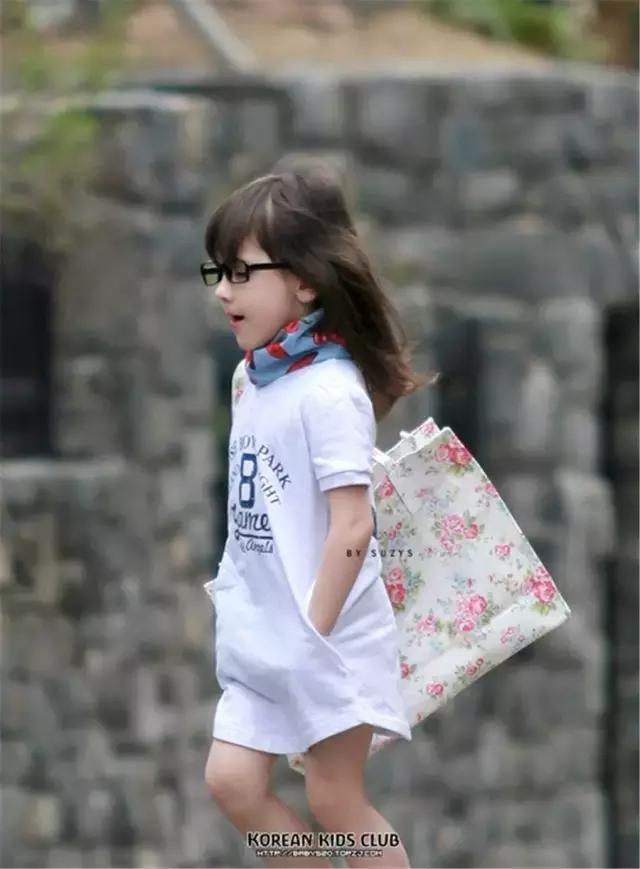 童星夏天图片,那些童星的颜值变化