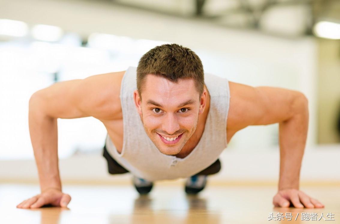 蝴蝶袖很严重怎么办,甩掉蝴蝶袖就是这么简单