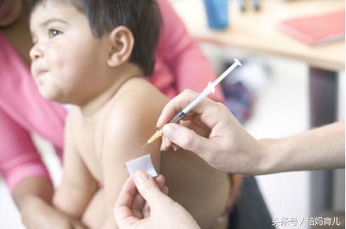 婴儿打疫苗后发烧38.5怎么处理,1岁宝宝打了疫苗以后发烧怎么办