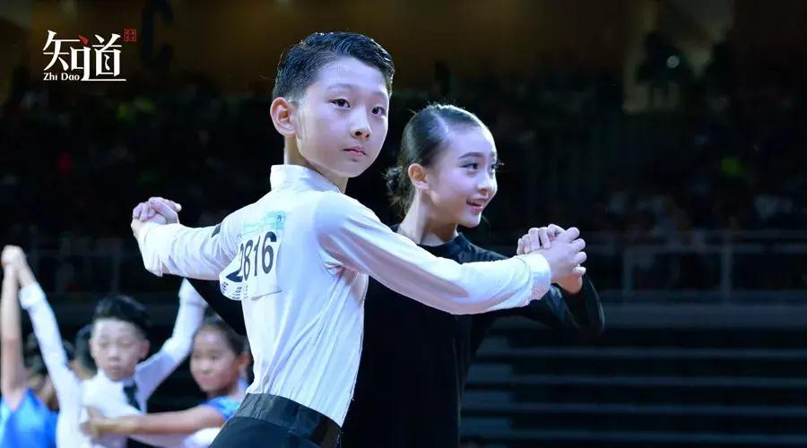 拉丁舞会导致儿童早熟吗,跳拉丁舞的孩子会早熟吗