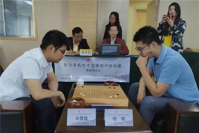 柯洁对韩国棋手连胜纪录,柯洁小组赛全胜出线