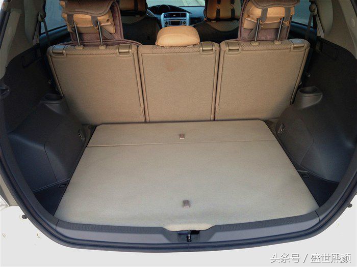 丰田最冷门的二手车,丰田逸致2011款2.0高配版