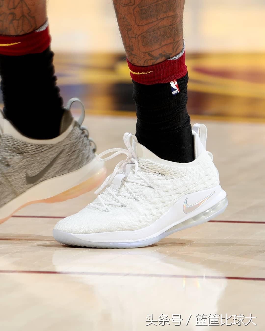 jr上脚球鞋,jr总决赛球鞋