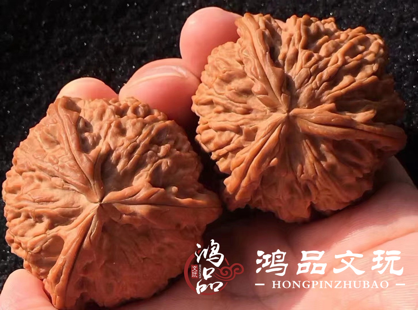 核桃文玩盘成的样子,文玩核桃纯手盘正确的方法