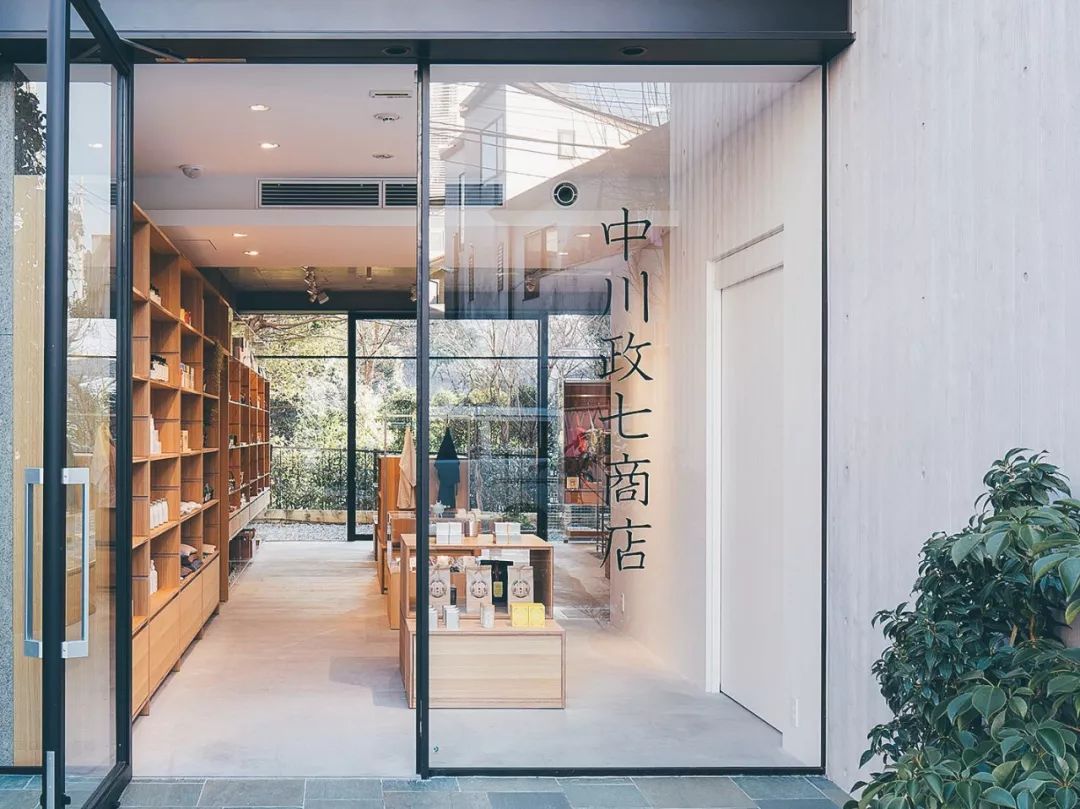 开进银座的300岁日本土产店，是日式美学的极简浓缩