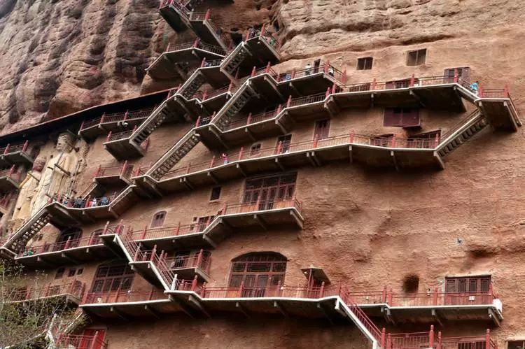 麦积山石窟研学活动天水逸夫中学,麦积山石窟研学旅行