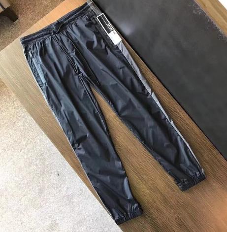 普拉达休闲裤,普拉达牌冬天休闲裤