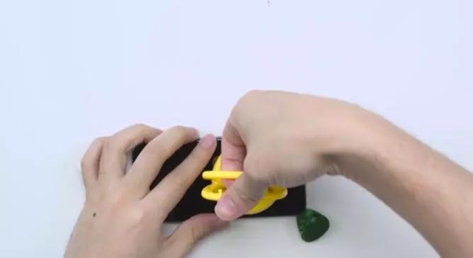 如何跳过充电宝的自动开关,快速解除充电宝休眠状态