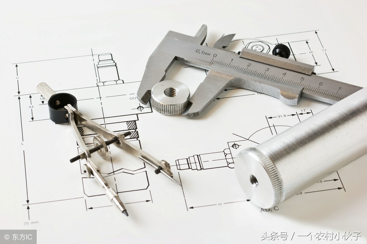 刚入职的新手设计师,新人进去设计公司