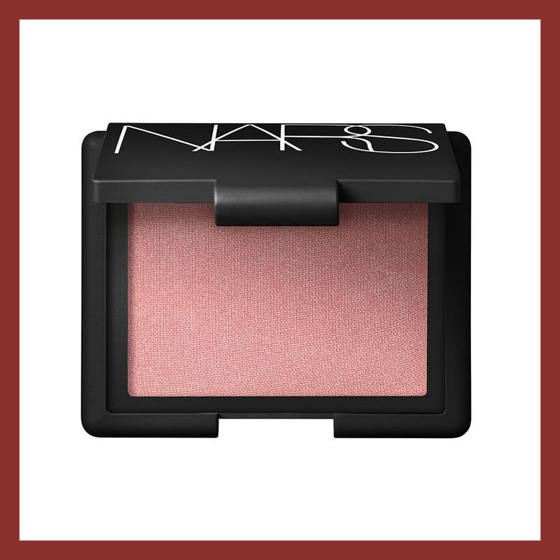 这个牌子出什么都火到断货，女生必须入一个