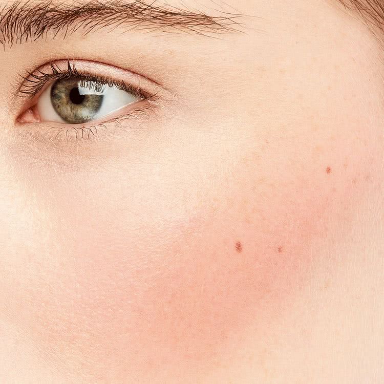 这个牌子出什么都火到断货，女生必须入一个