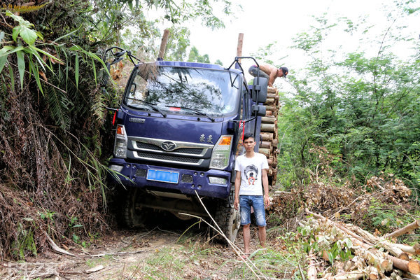 不怕陷车的履带车,不怕陷车