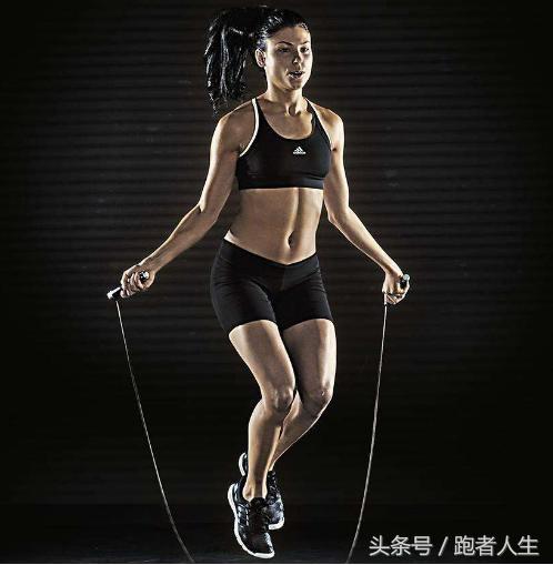 胳膊上面的肉怎么瘦下来,如何瘦手臂的肌肉