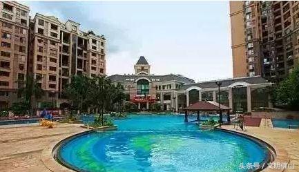 热到炸！佛山最新最全的泳场大集合来了！有免费的，赶紧游起来\x26gt;\x26gt;